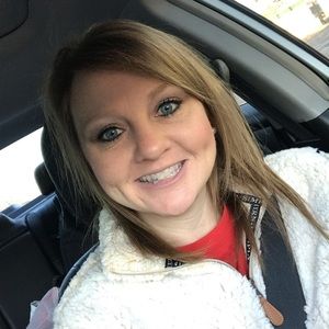 Meet your Posher, Lindsey